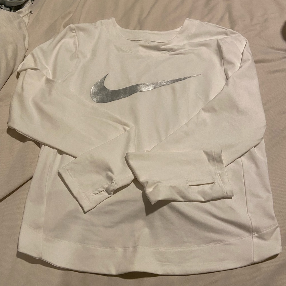 Nike long sleeve shirt
